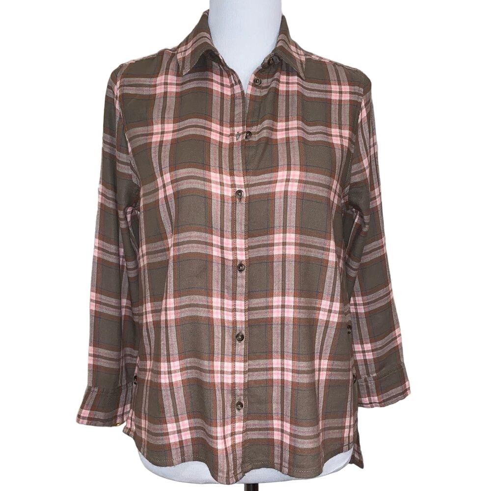 Susina Plaid Button Down w/ Side Split Detail XSP
